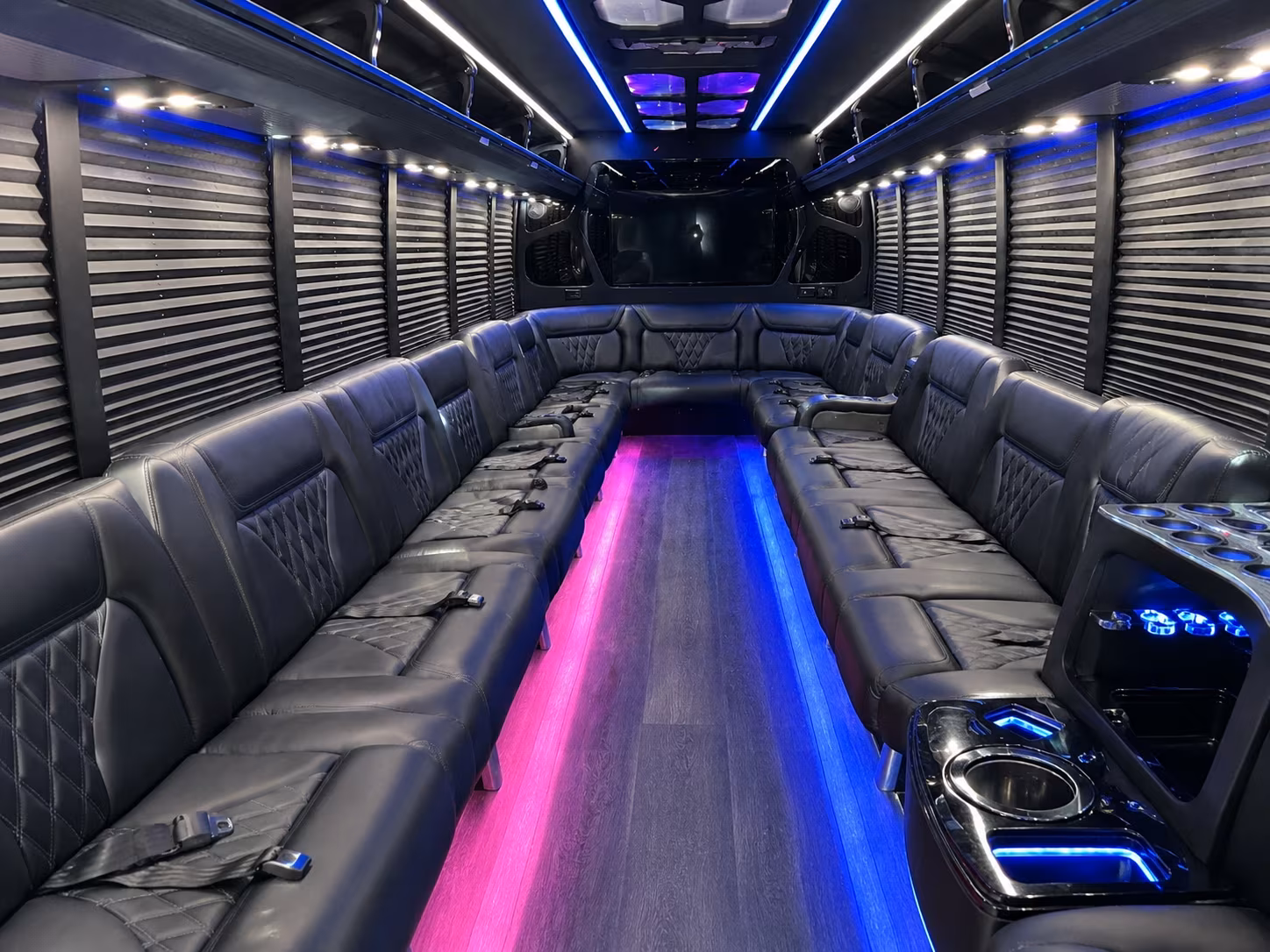 Lake Forest Homecoming & Prom Party Bus Rentals