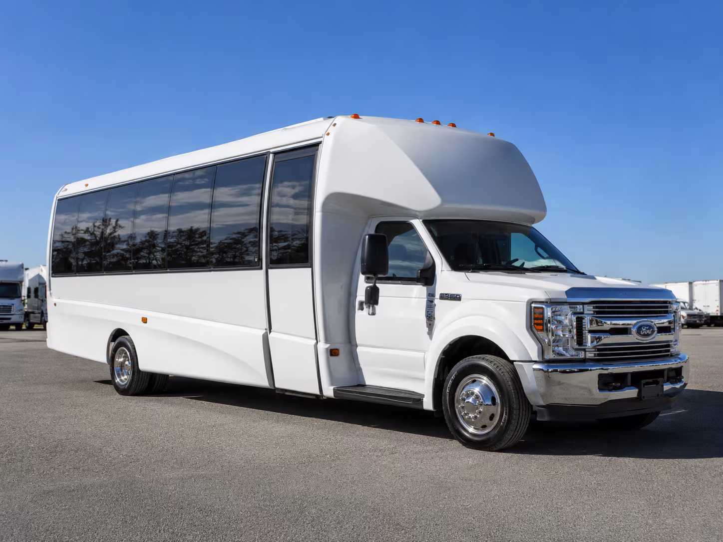 Lake Forest Wedding Transportation & Shuttle Service