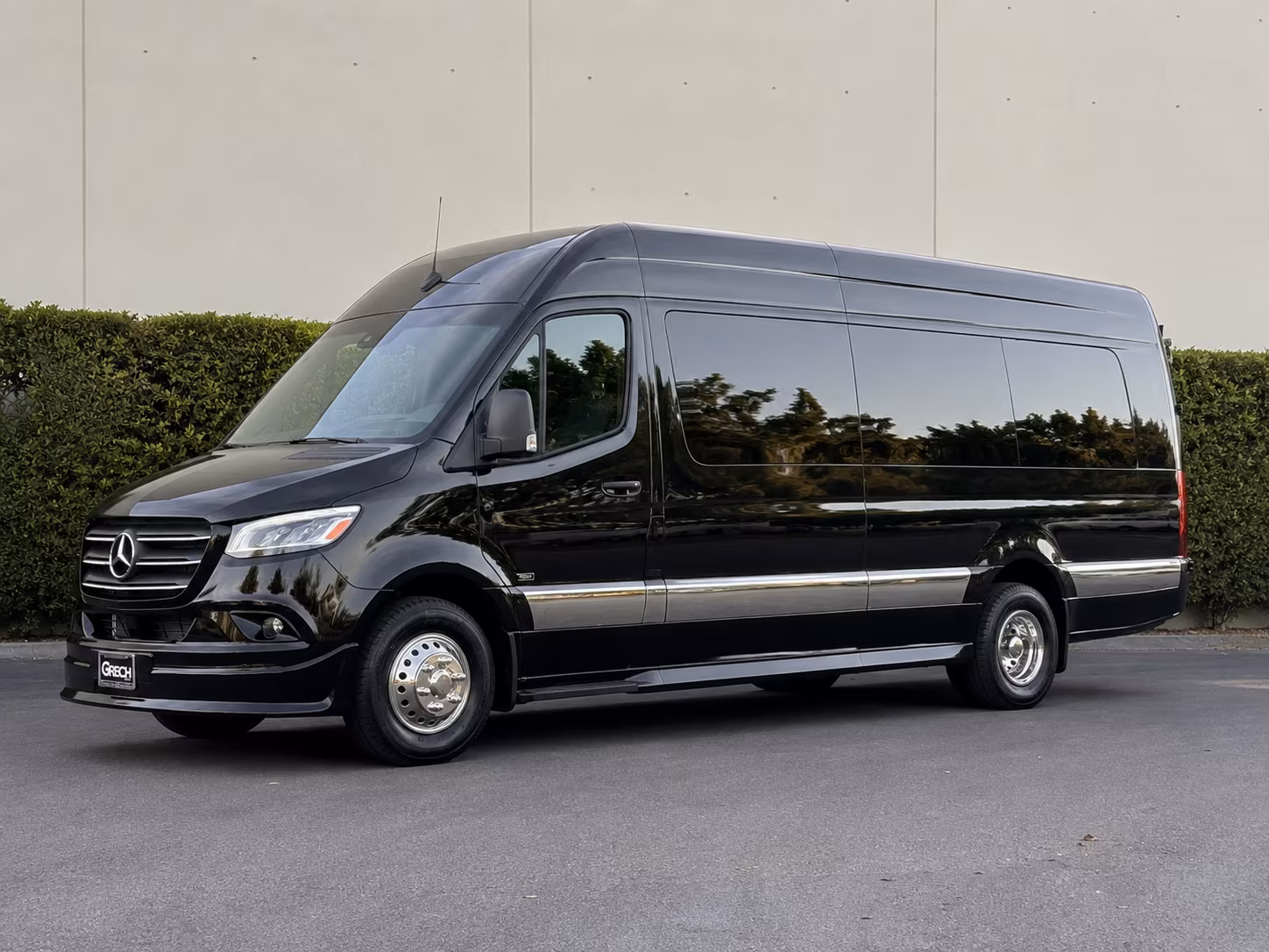 14 Passenger Sprinter Limo Exterior